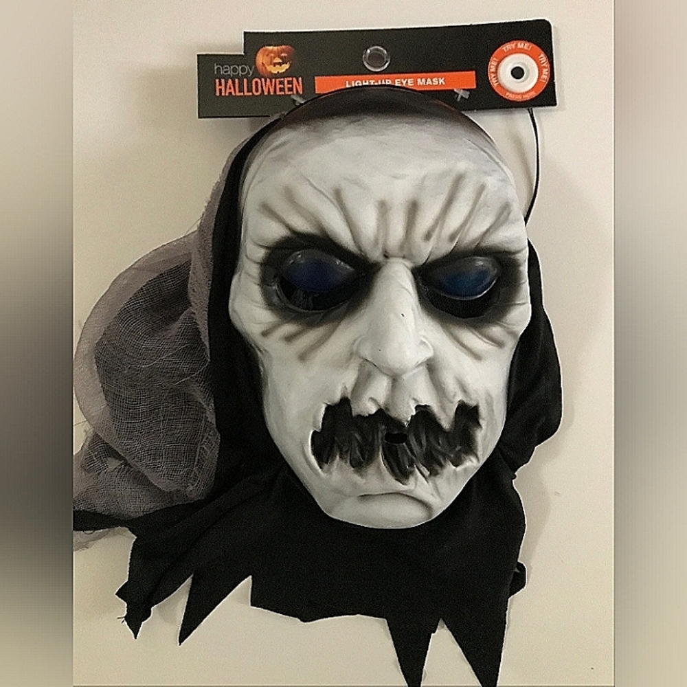 Halloween Ghoul Zombie Monster Mask Light Up Blue Eyes Mesh Hood Scary Costume